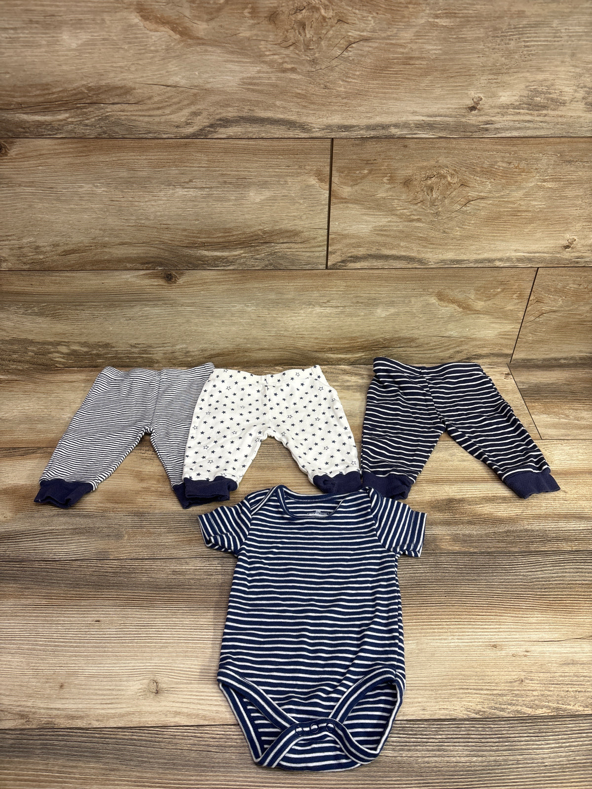 Kiddiezoom 4pc Bodysuit & Pants Set Navy sz 3m