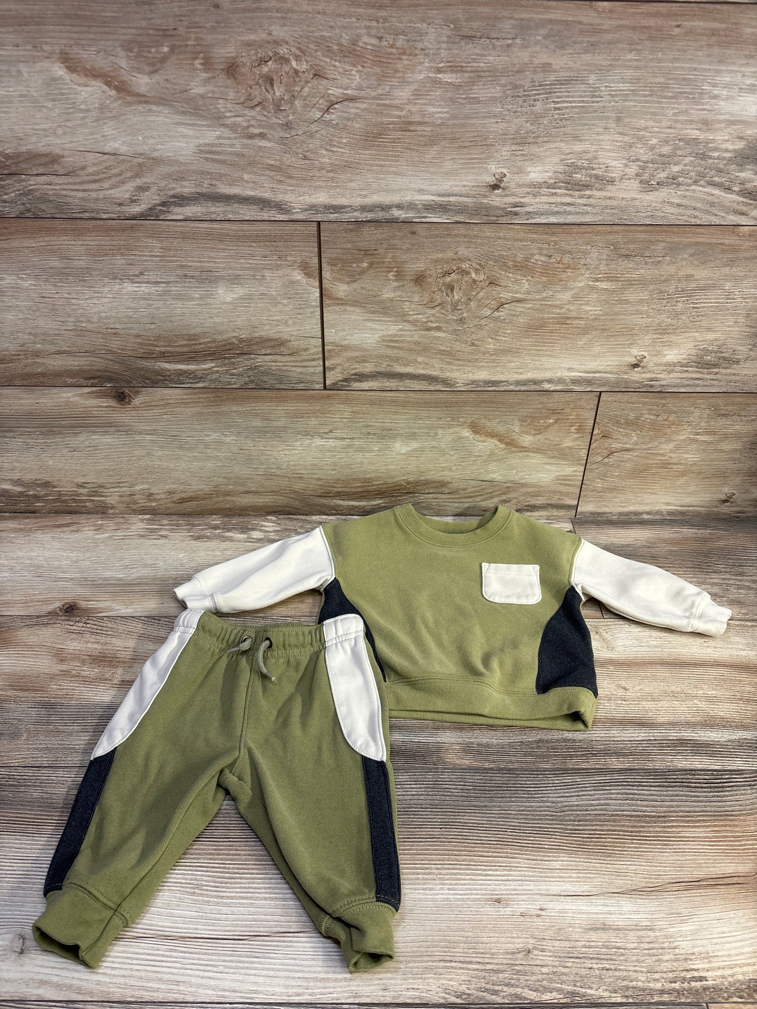 Carter's 2pc Pullover Sweatshirt & Joggers Set Green sz 9m