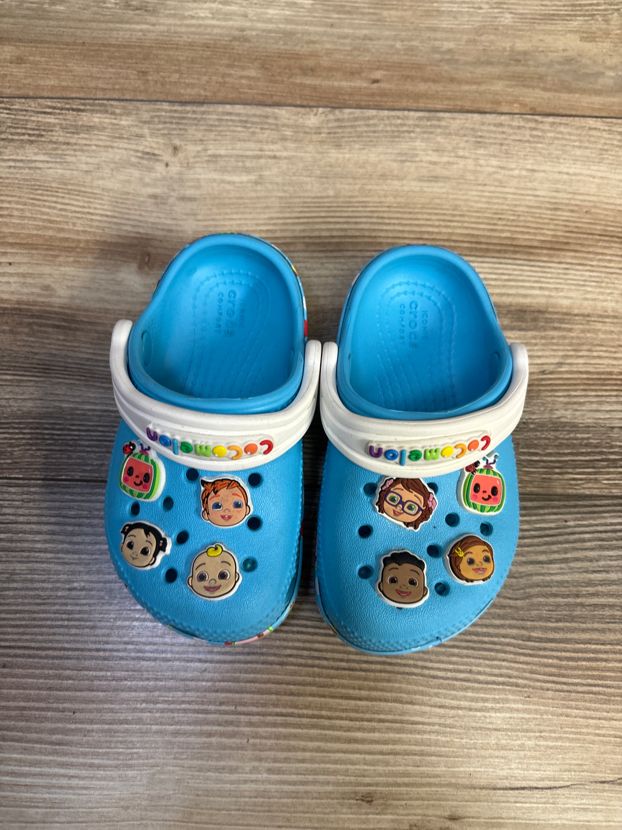Crocs Cocomelon Classic Clogs Blue sz 7c