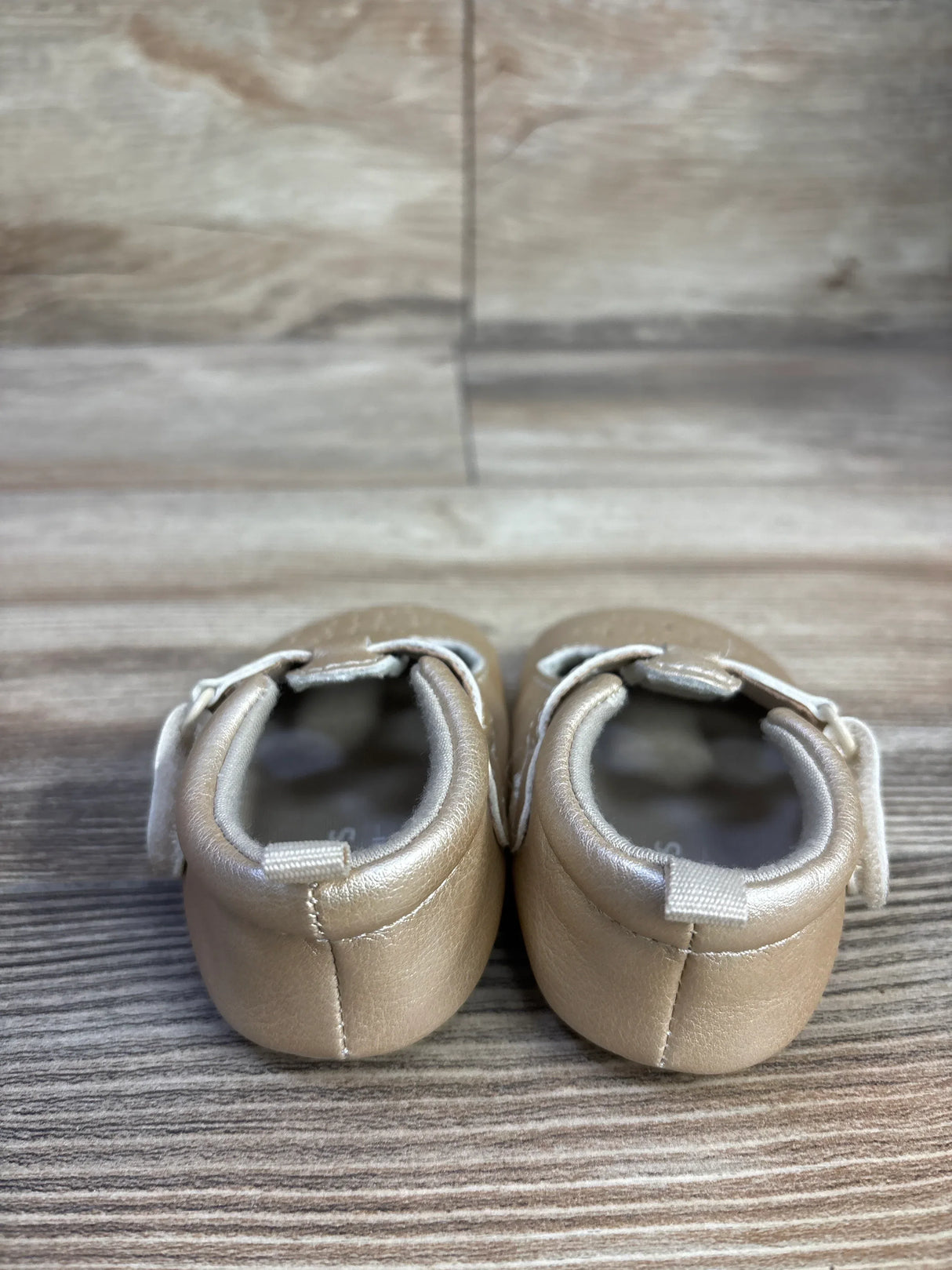 Just One You Stella Pre Walker Closed Toe Sandals Gold sz 2/3c