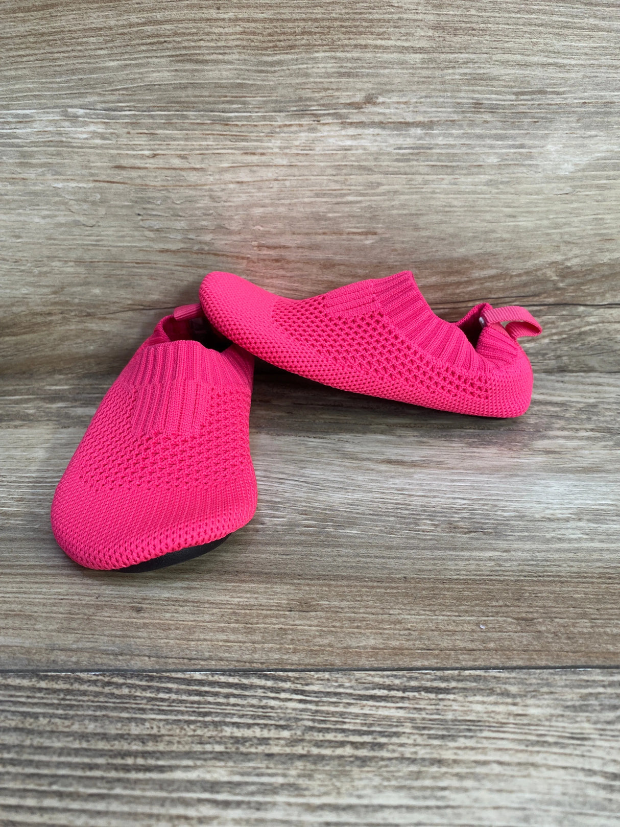 NEW Hot Pink STQ Water Shoes sz 7.5/8c