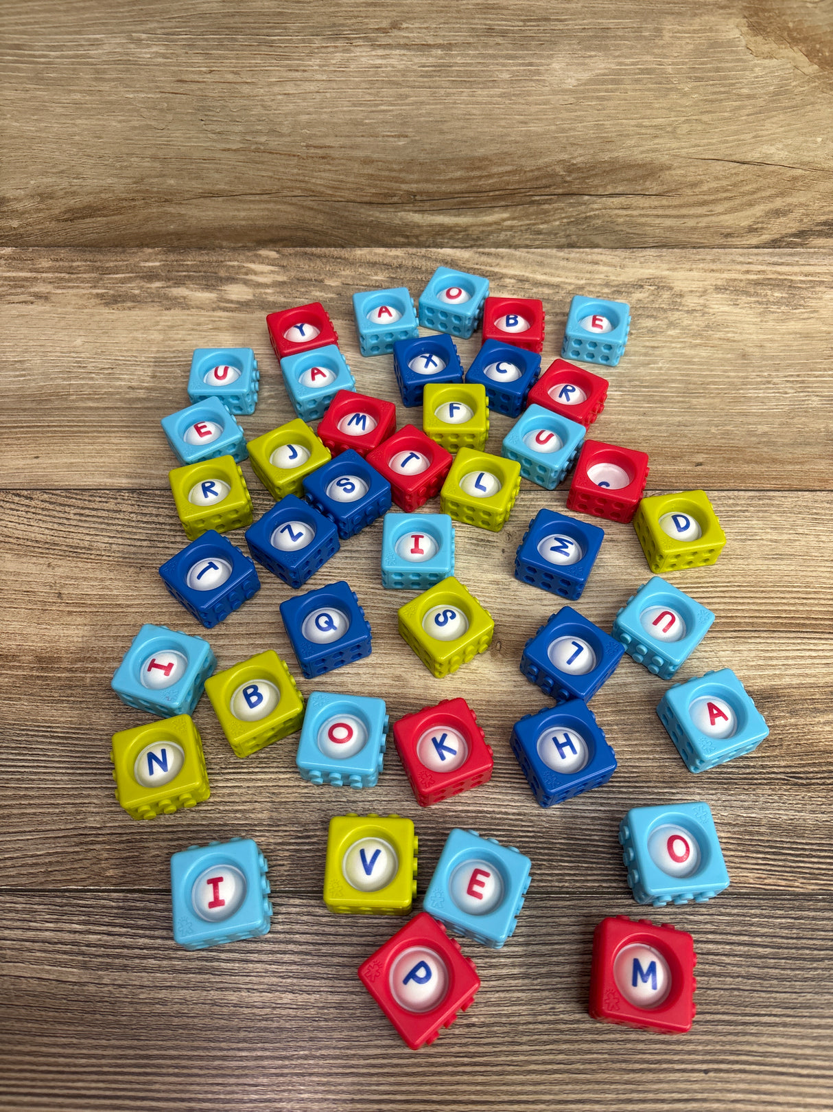 Educational Insights Alphabet BubbleBrix 42pc