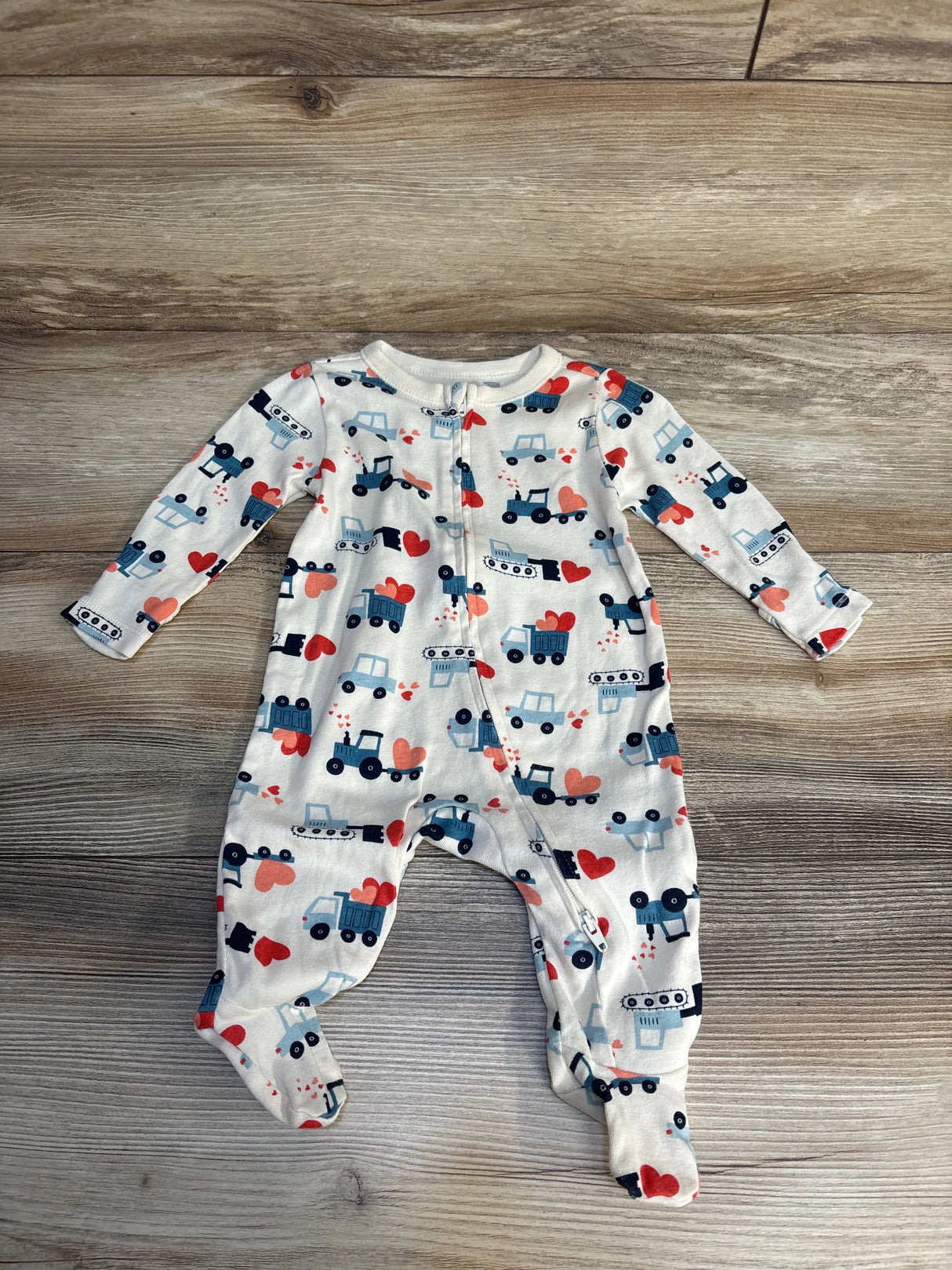Old Navy Heart & Cars Sleeper Cream sz 0-3m