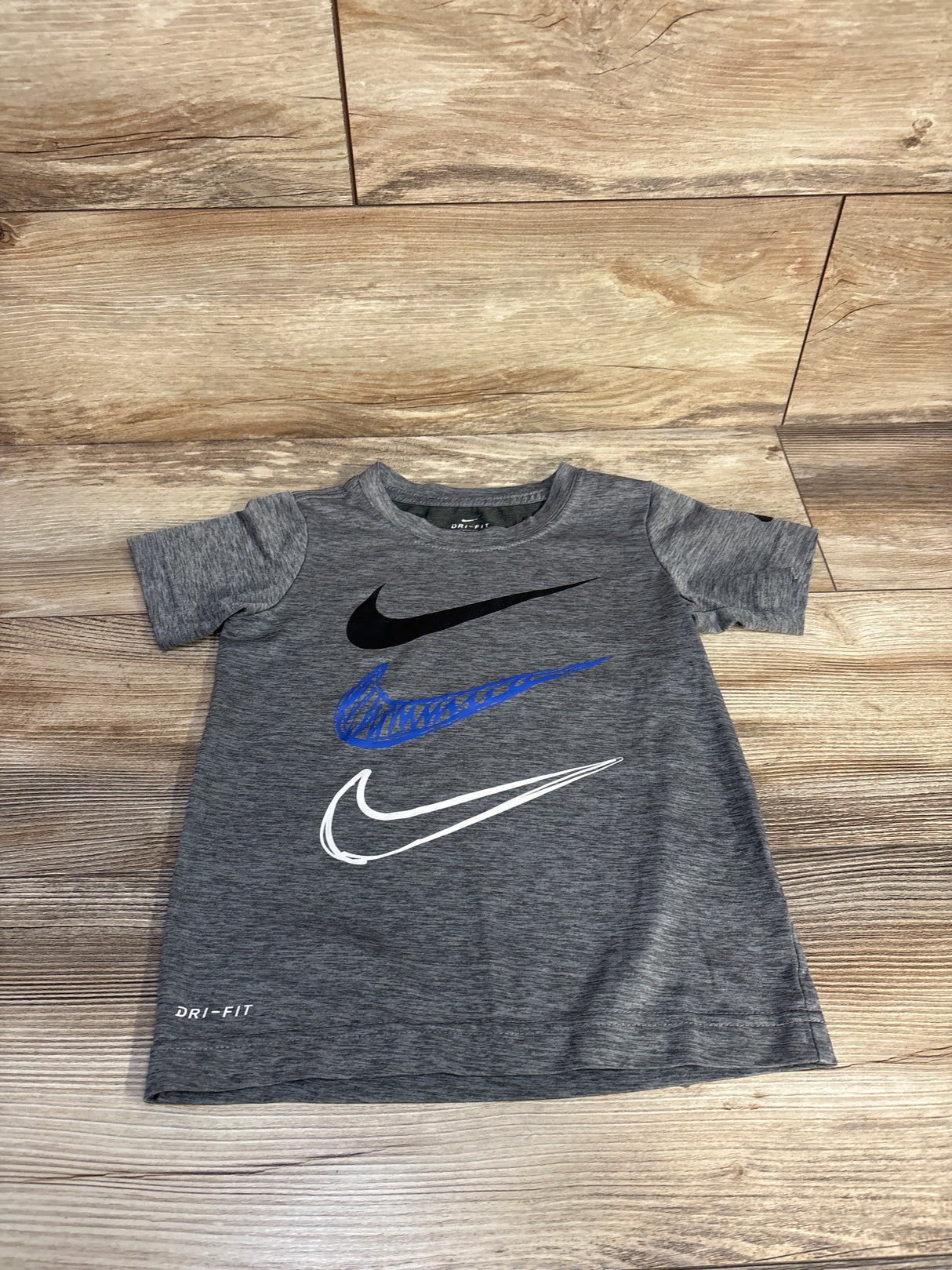 Nike Dri-Fit Shirt Grey sz 4T