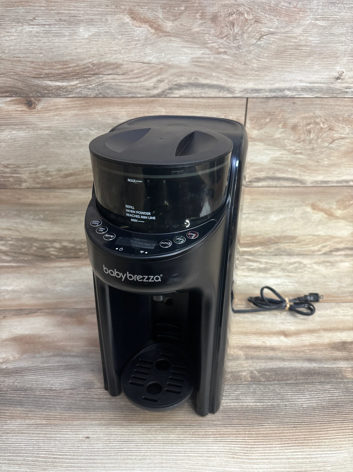 Baby Brezza Formula Pro Advanced Baby Formula Dispenser in Black