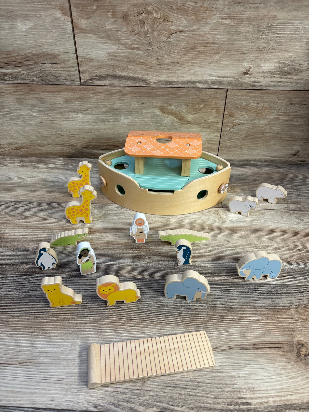 Classic World Noah's Ark Wooden Playset