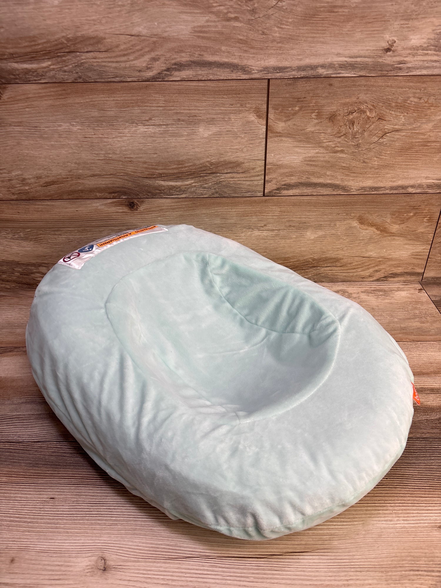 Boon Puff Inflatable Baby Bather with Quick Dry Microfleece Cover