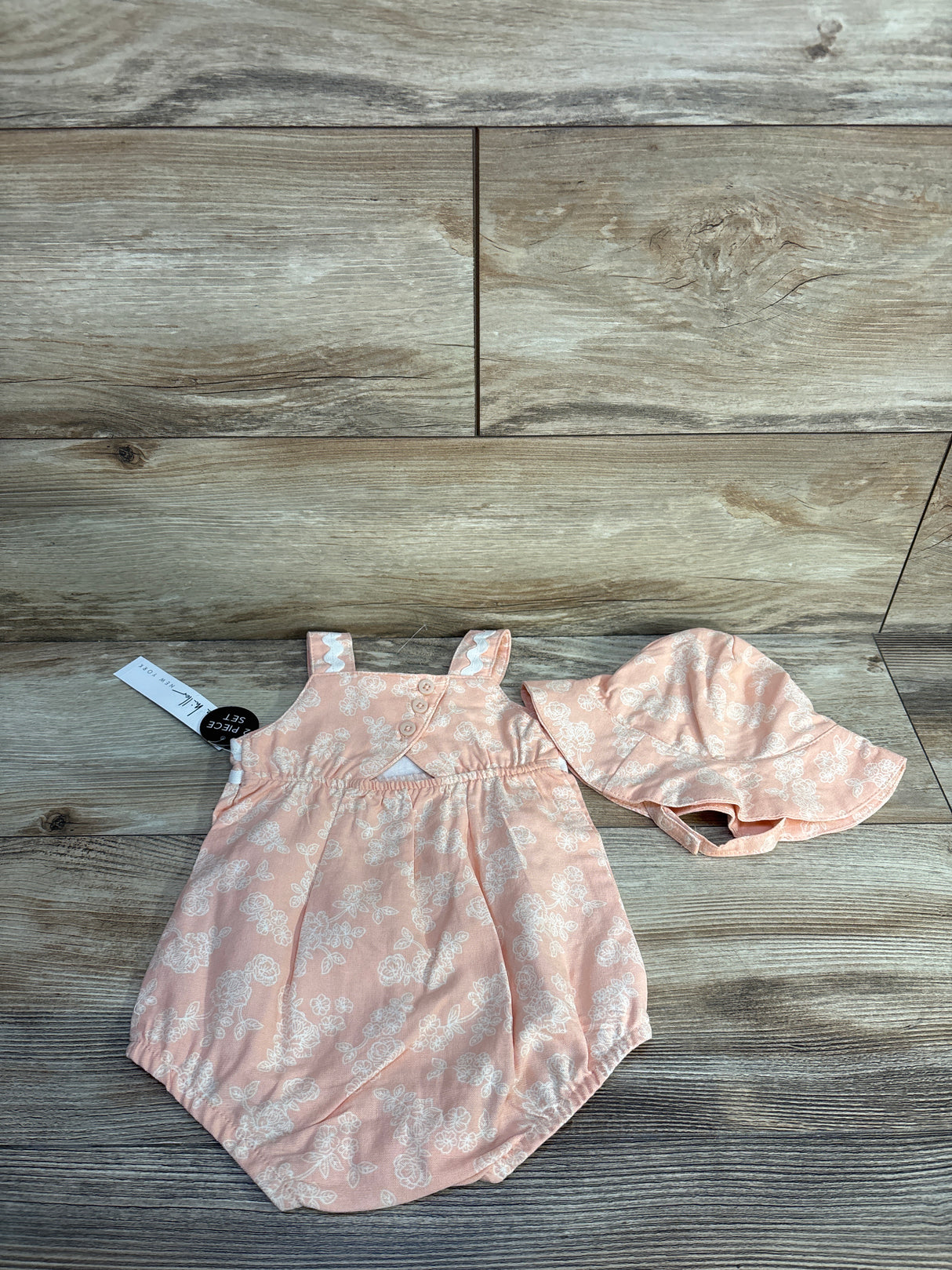 NEW Nicole Miller 2pc Bubble Romper & Bucket Hat Set Peach sz 6/9m