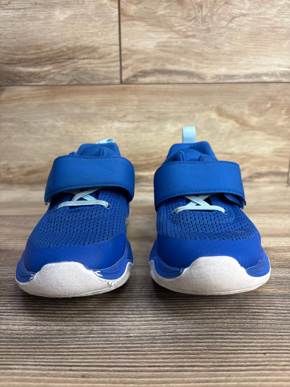 All in Motion Derrek Sneakers Blue sz 2Y