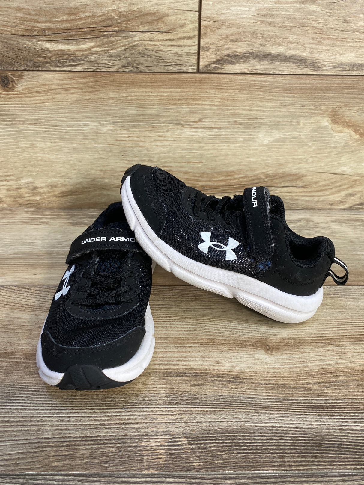 Under Armour Assert 10 AC PS Wide 'Black White' Sneakers sz 13c