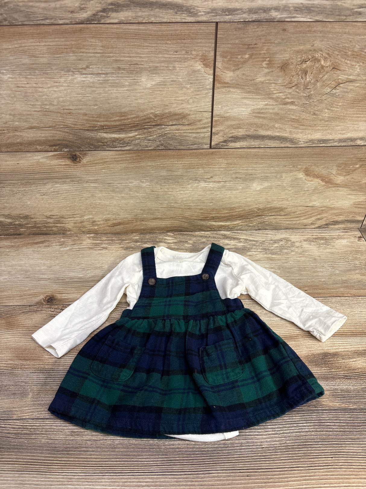 Old Navy 2pc Long Sleeve Bodysuit & Plaid Skirtall White sz 3-6m