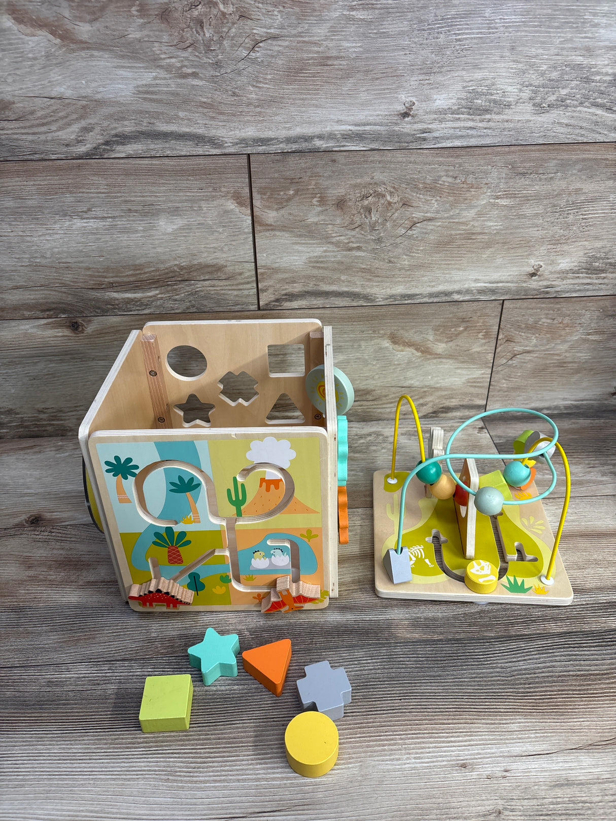 Gigglescape Activity Cube