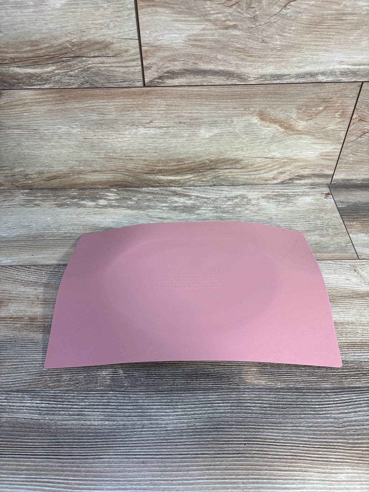 ez pz Happy Mat Suction Plate + Placemat in One in Blush