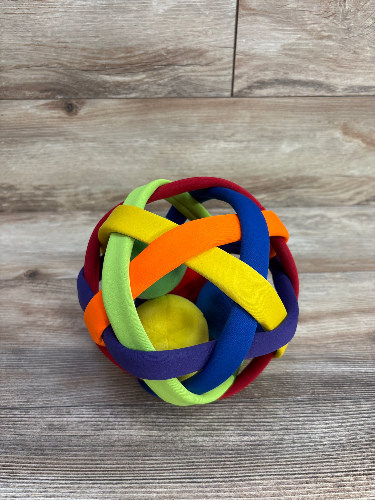 Lakeshore Hide & Seek Discovery Ball
