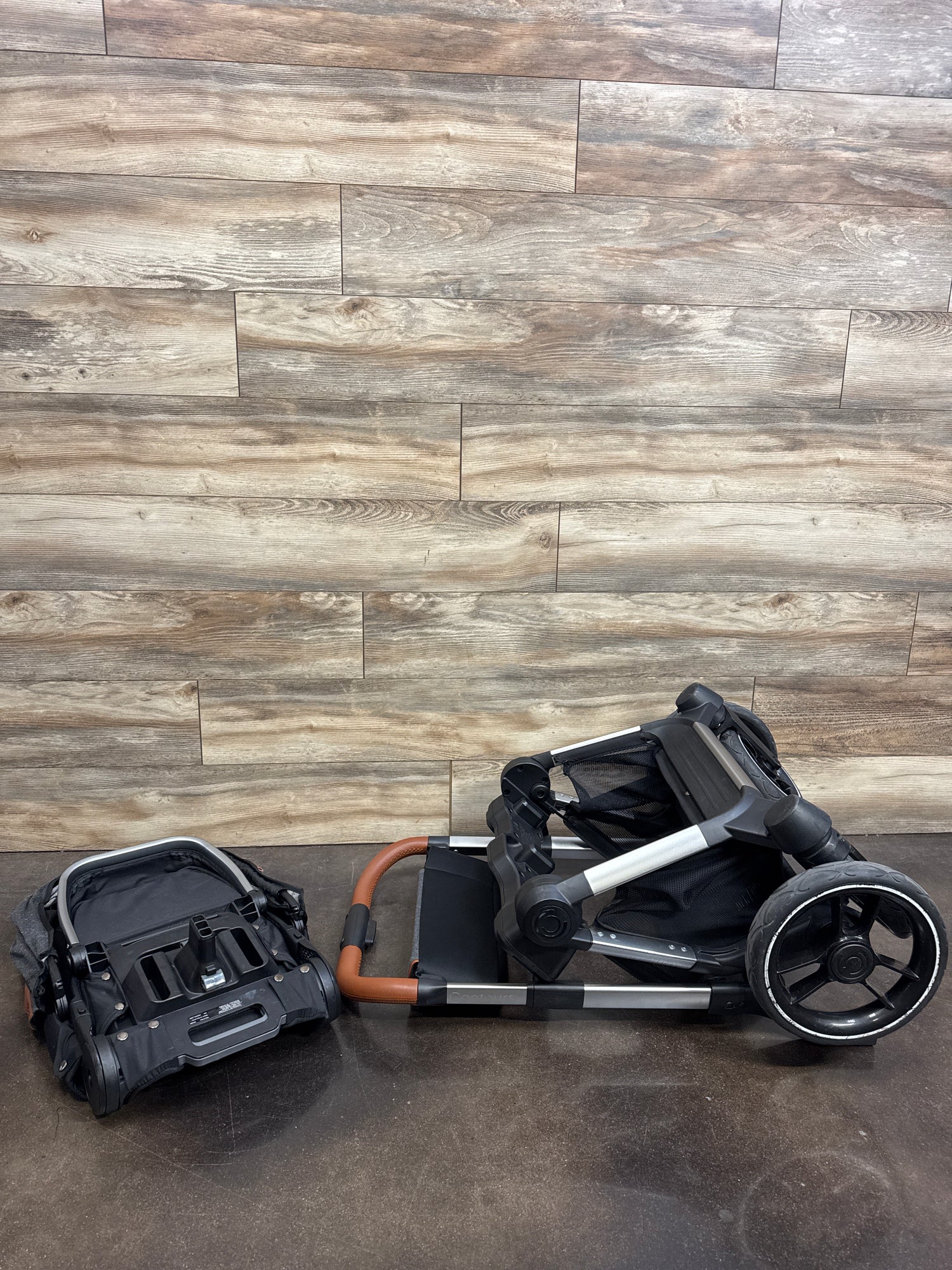 Contours Element Single to Double Stroller + Second Reversible Seat, Black