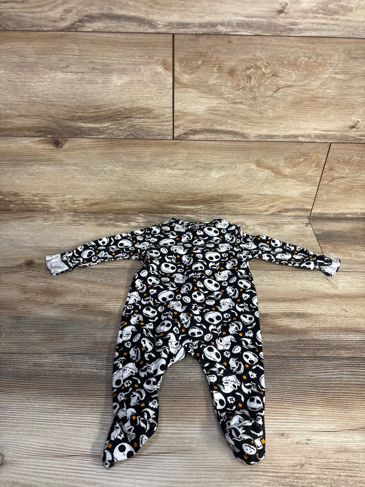 Old Navy x Disney The Nightmare Before Christmas Sleeper Black sz 0-3m