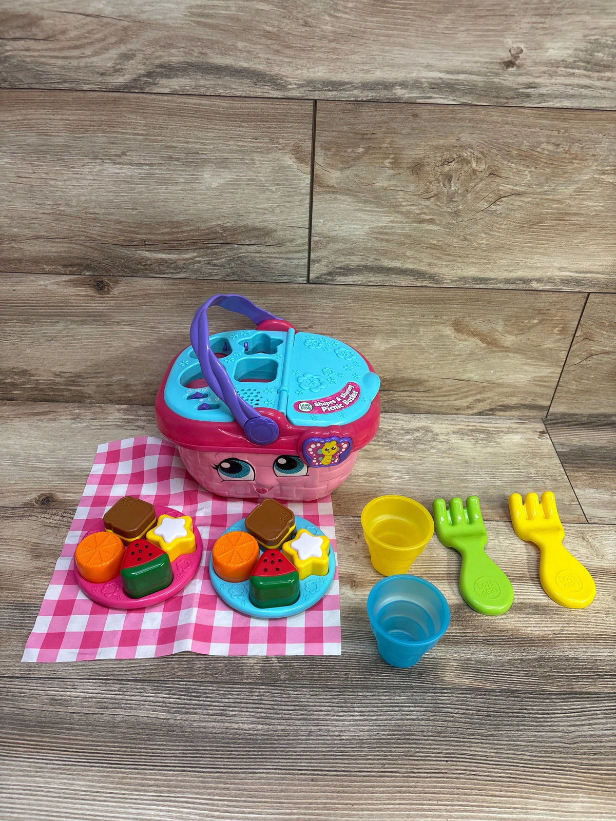 LeapFrog Shapes & Sharing Picnic Basket