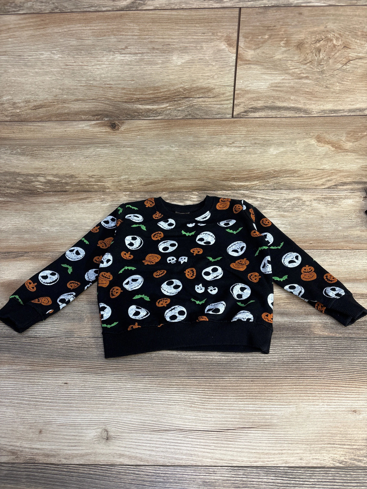 Disney The Nightmare Before Christmas Sweatshirt Black sz 4T - Me n Mommy To Be