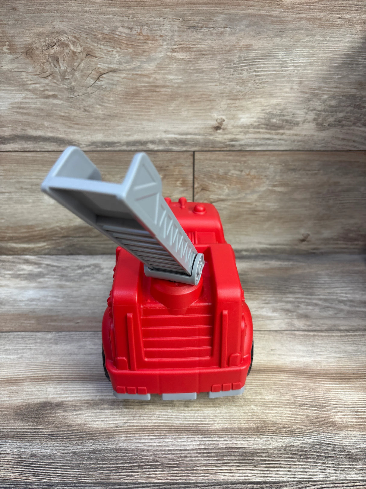 Member's Mark Firetruck Vehicle Red
