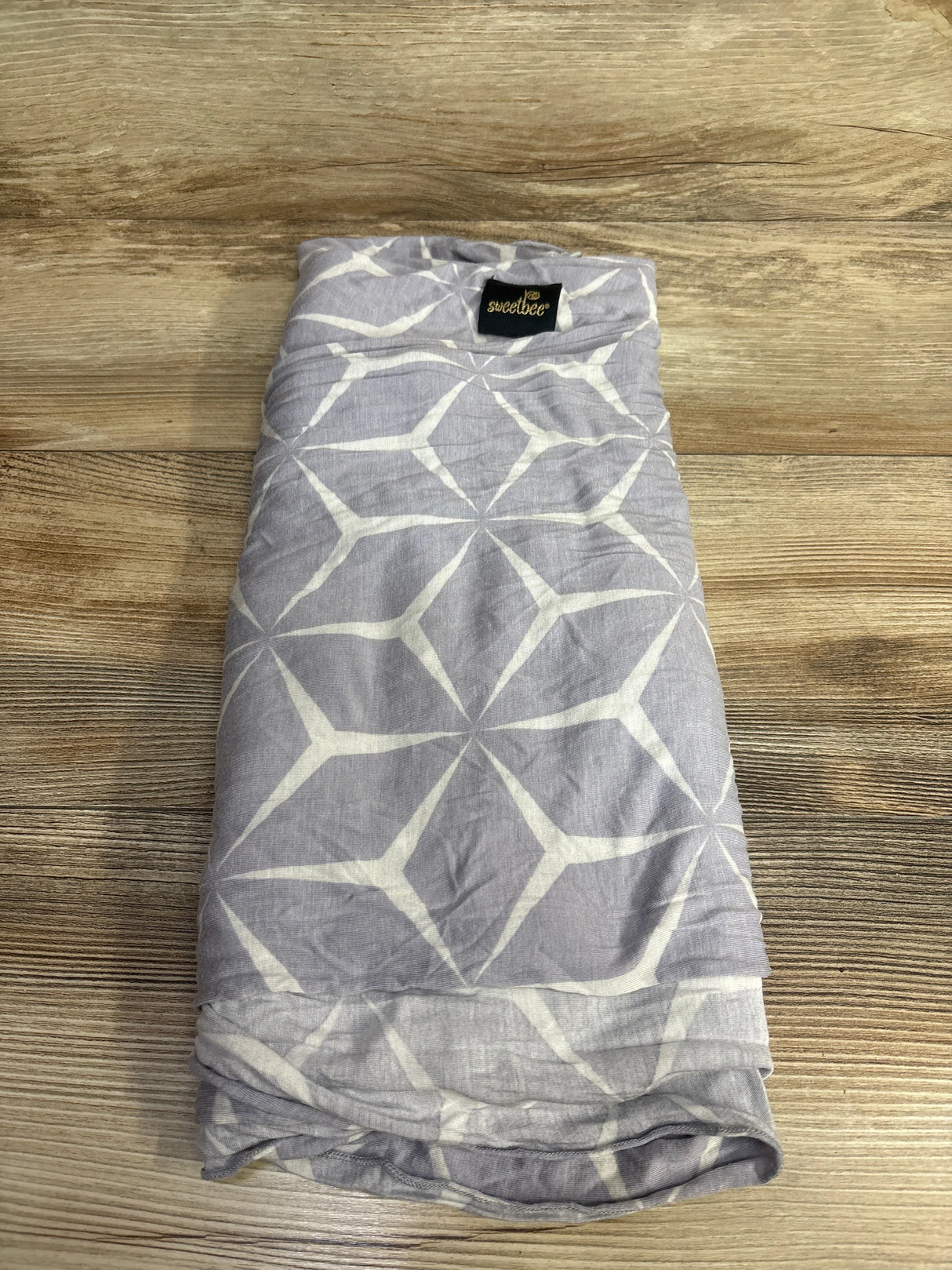 Sweetbee Lightweight Baby Wrap Grey Honeycomb 8-30lbs