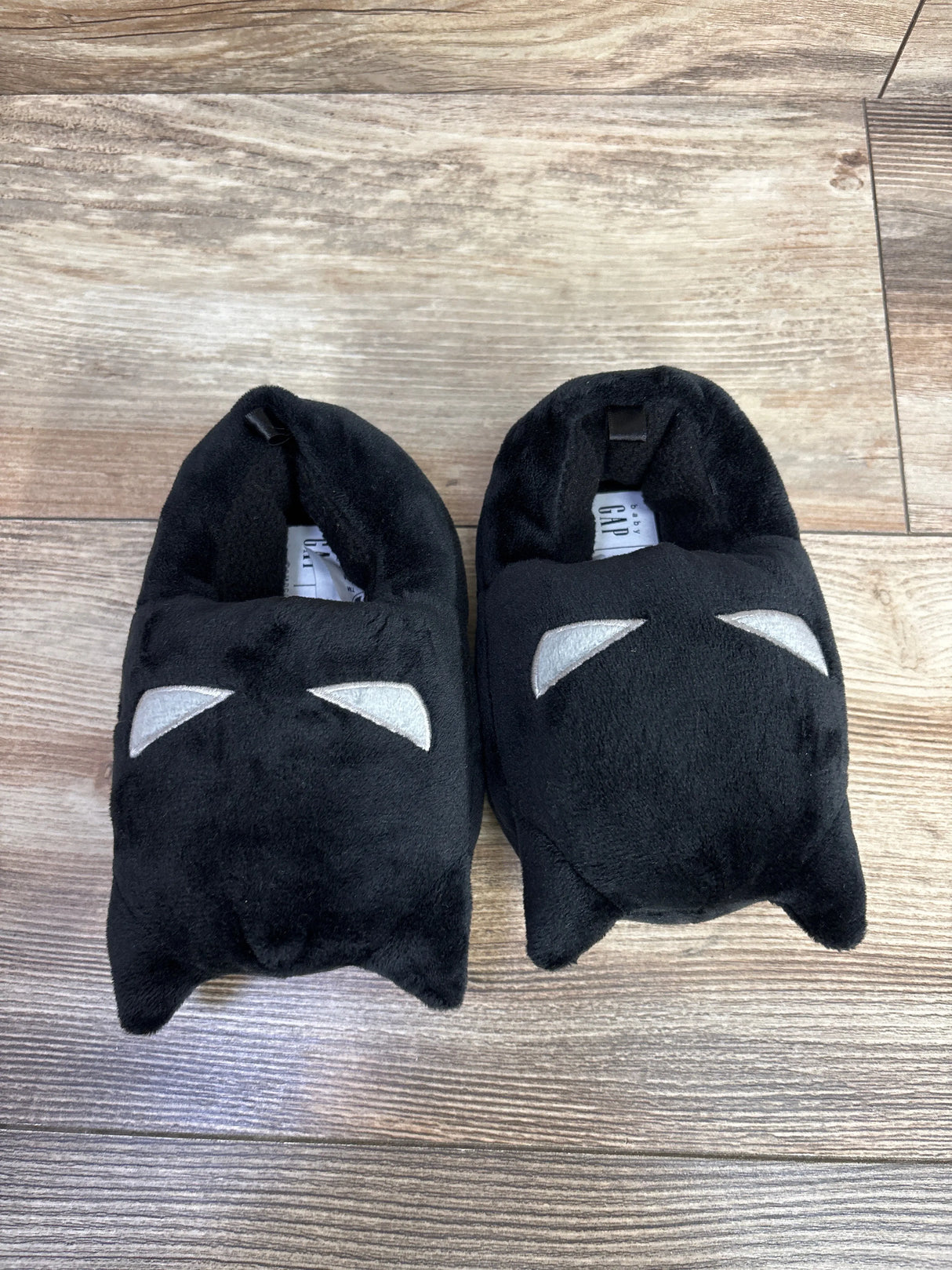 Baby Gap x DC Cozy Batman Slippers Black sz 5-6c