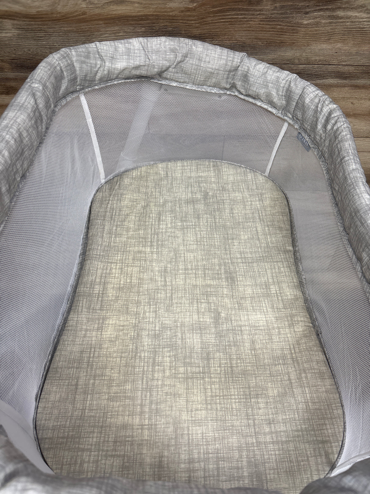HALO Innovations BassiNest Flex Portable Bassinet, Grey