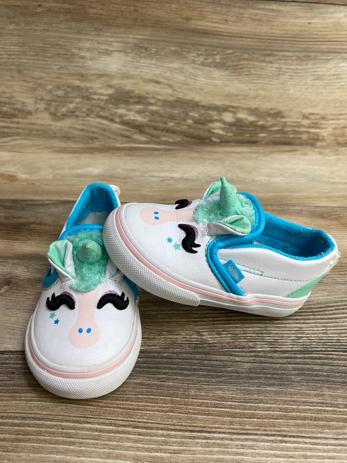 Vans Slip-On V Unicorn Sneakers White sz 6c