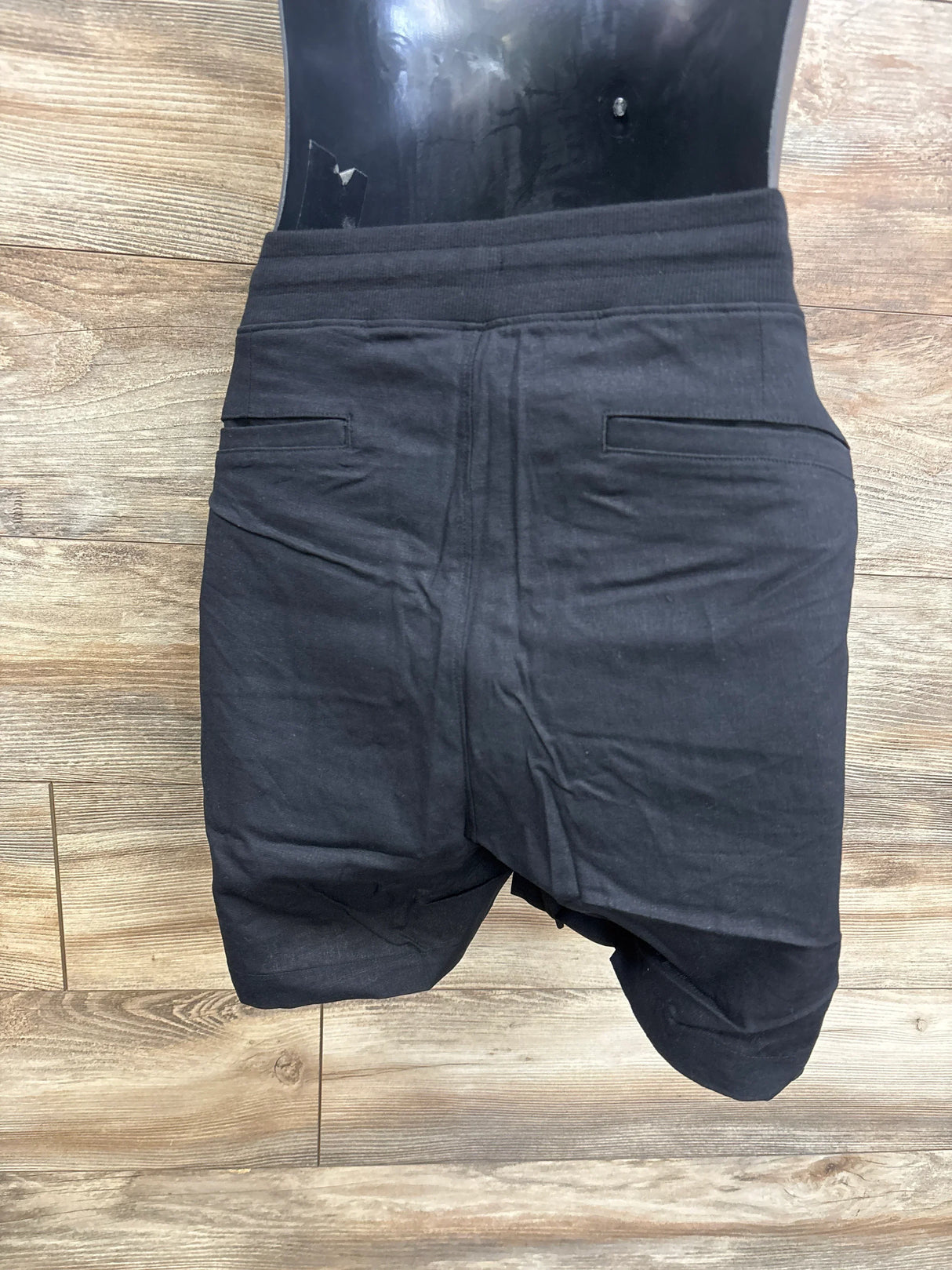 NWOT Gap Maternity Linen-Blend Shorts Black sz Large