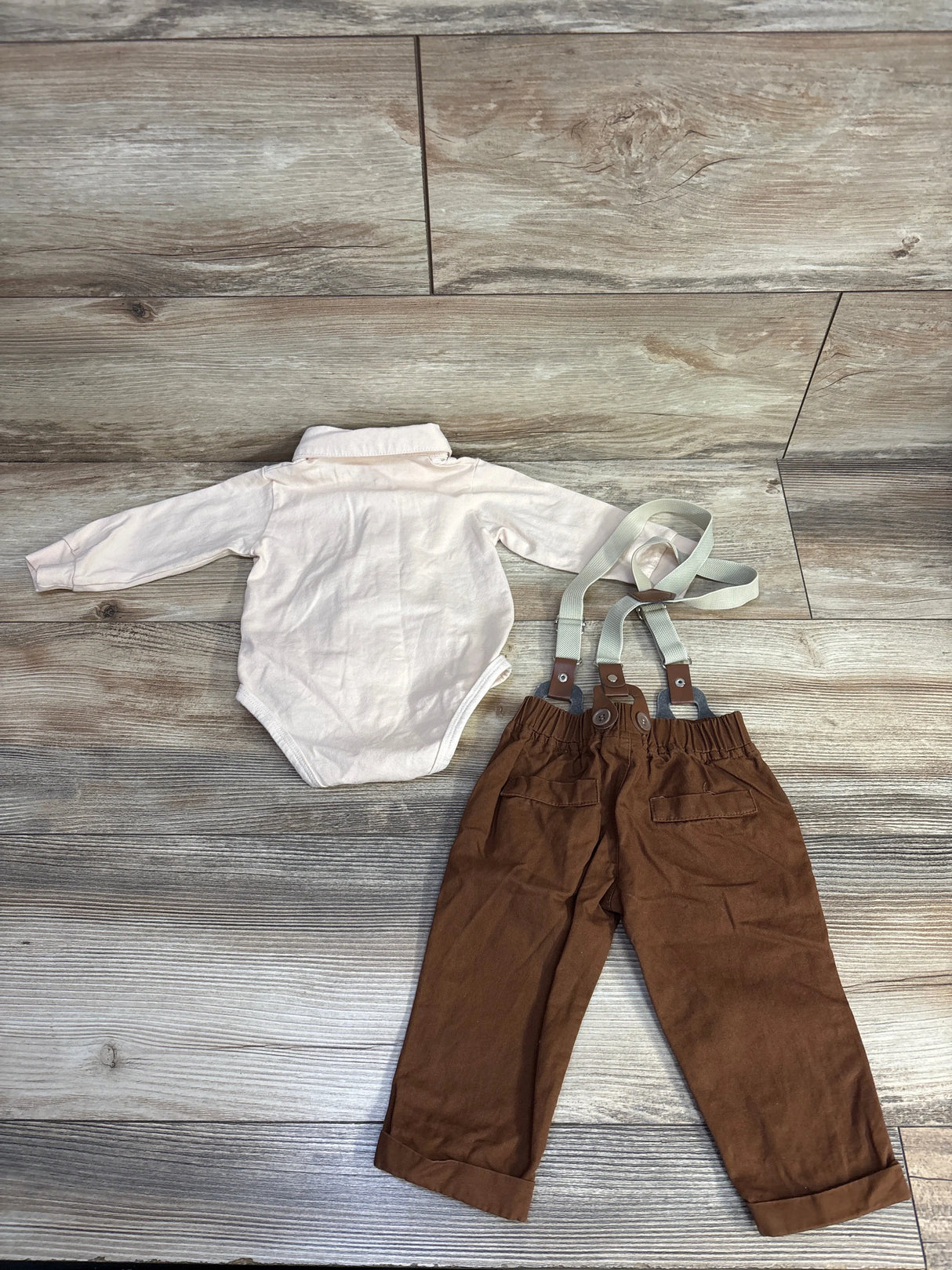 3pc Button Up Bodysuit & Suspenders Set Tan sz 3-6m