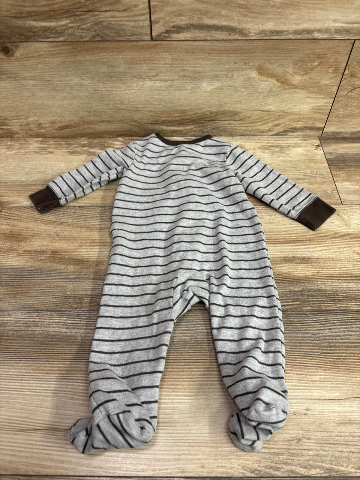 Carter's Sleeper Grey sz 6m