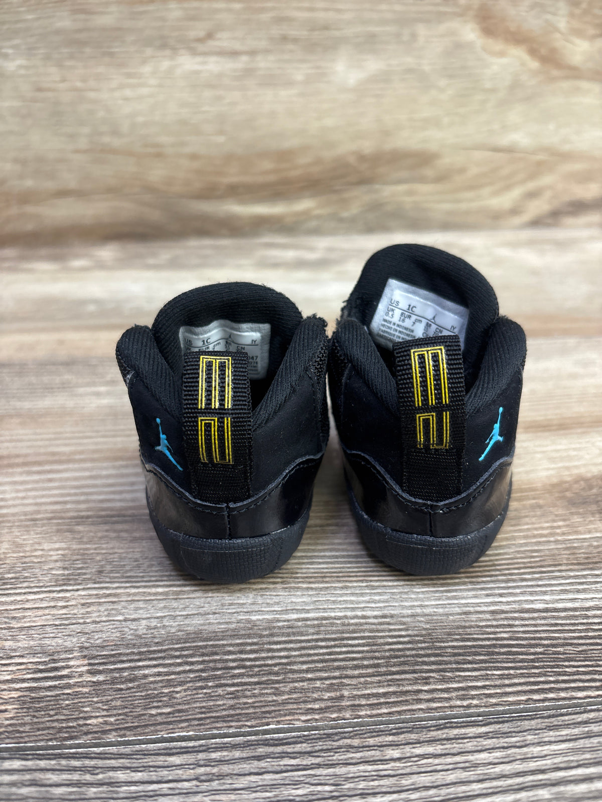 Air Jordan 11 Retro CB 'Black' Sneakers sz 1c