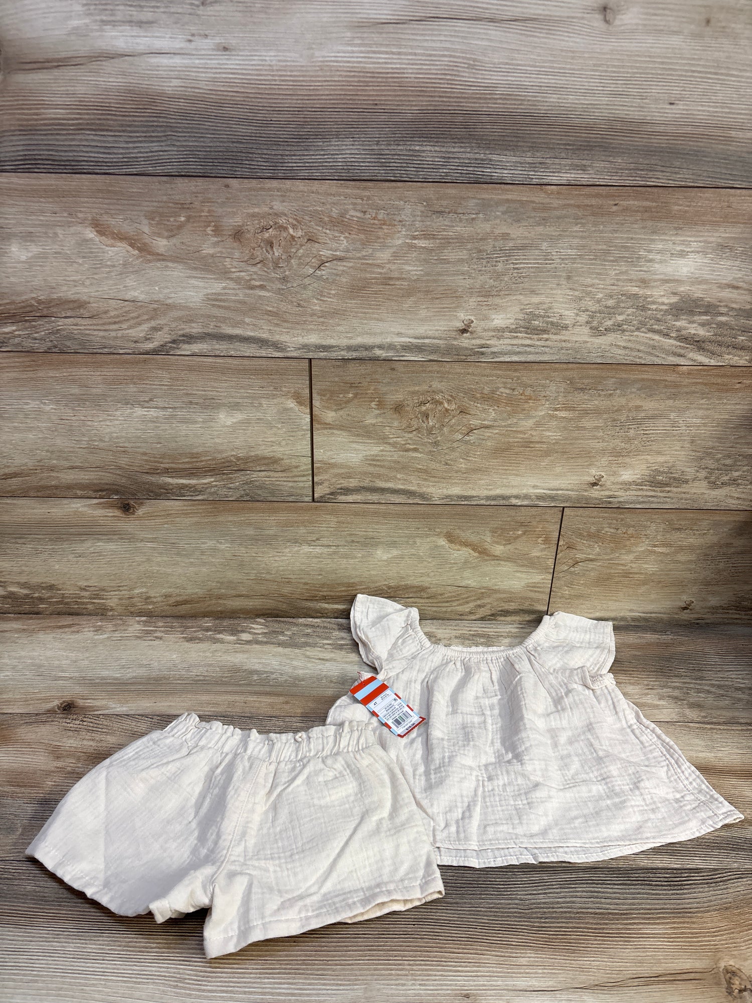 NEW Cat & Jack 2pc Floral Top & Shorts Set Beige sz 4T