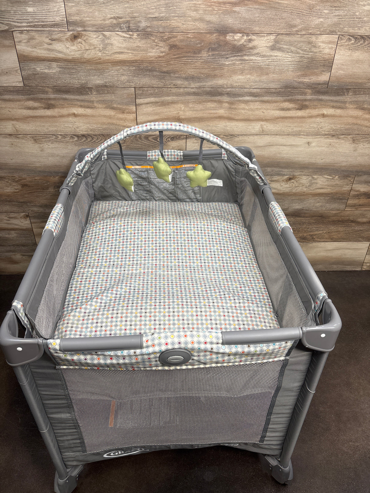 Graco Pack ‘n Play On the Go Playard in Pasadena