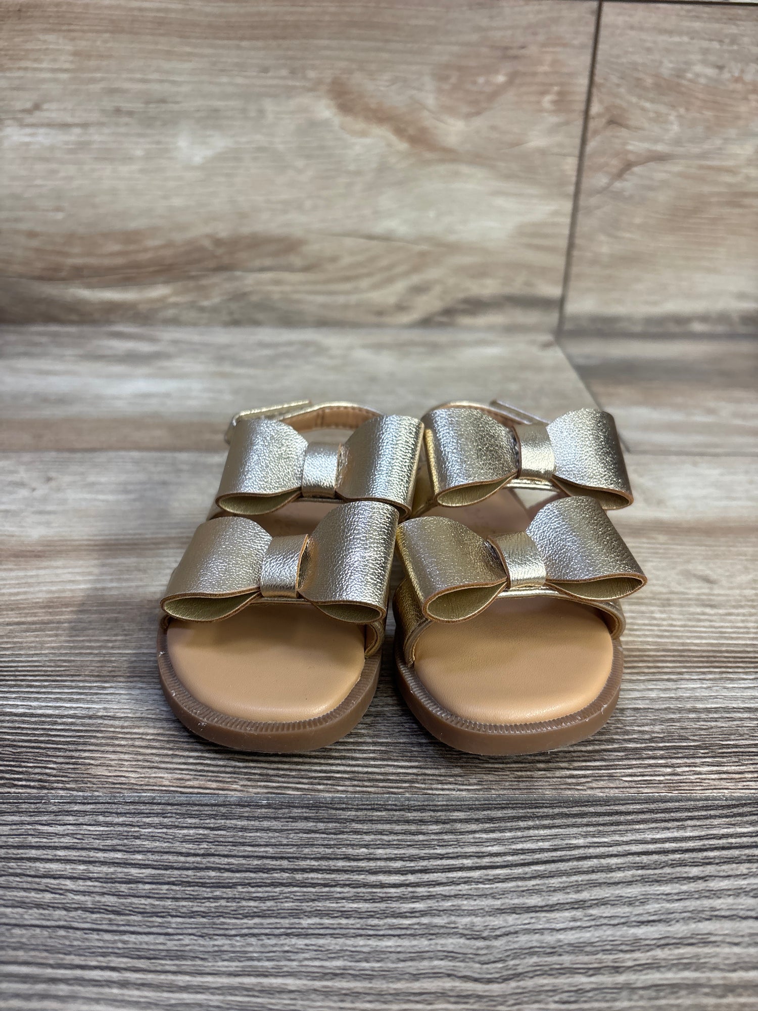 Cat & Jack Ruby Bow Sandals Gold sz 6c