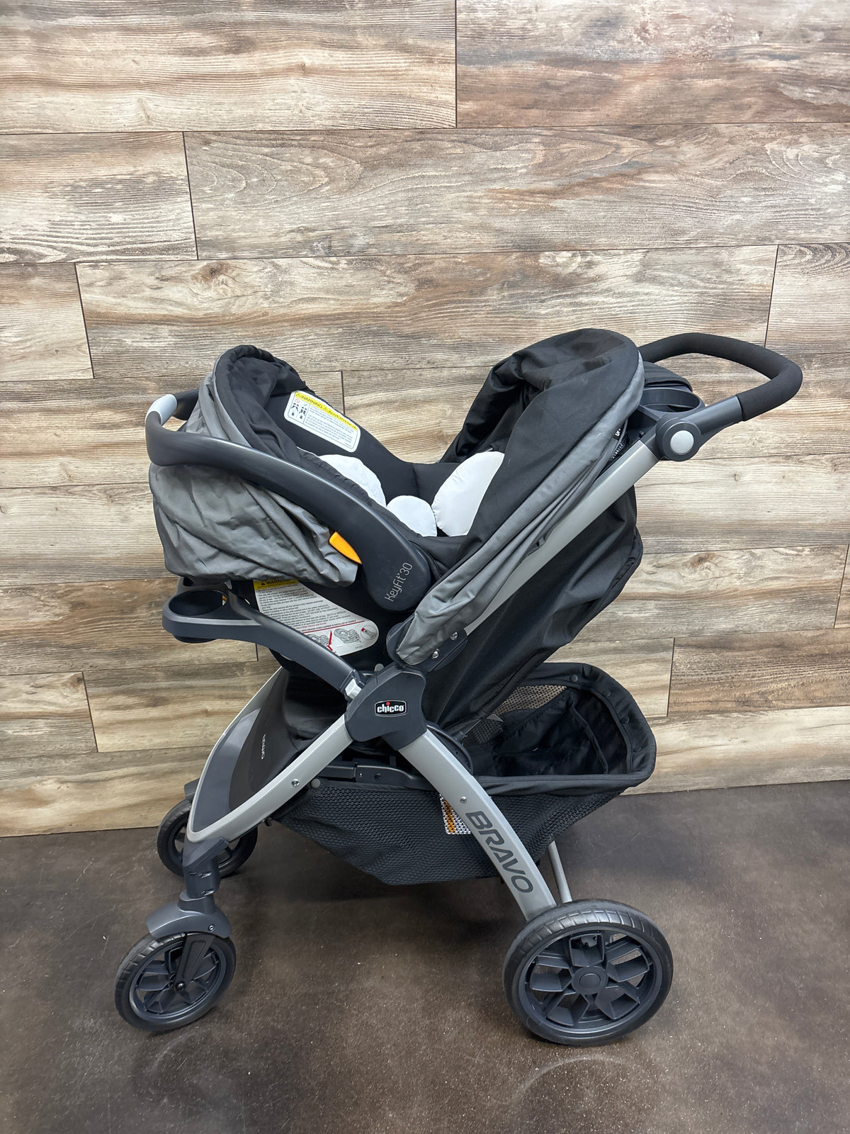 Chicco Bravo Trio Travel System with KeyFit 30 Infant Car Seat - Grey