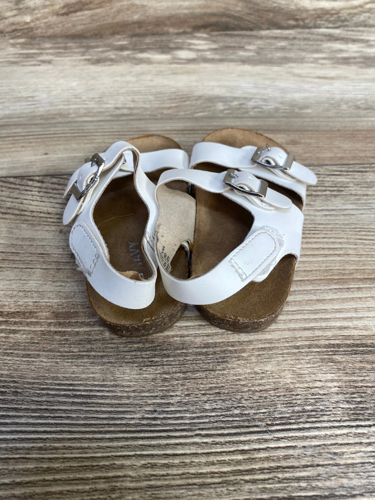 Old Navy Faux-Leather Double-Buckle Sandals White sz 12-18m
