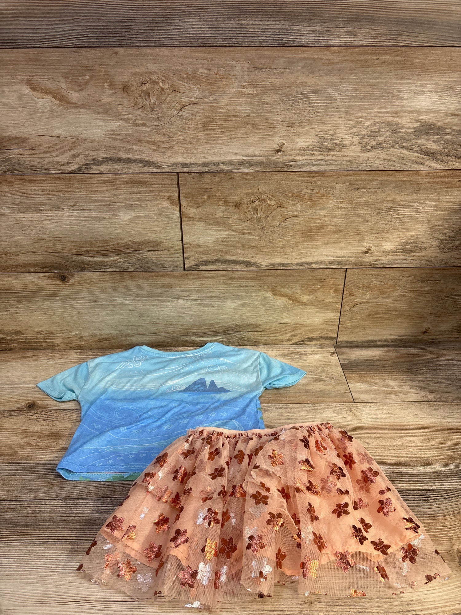 Disney Moana 2 2pc Shirt & Skirt Set Blue sz 3T