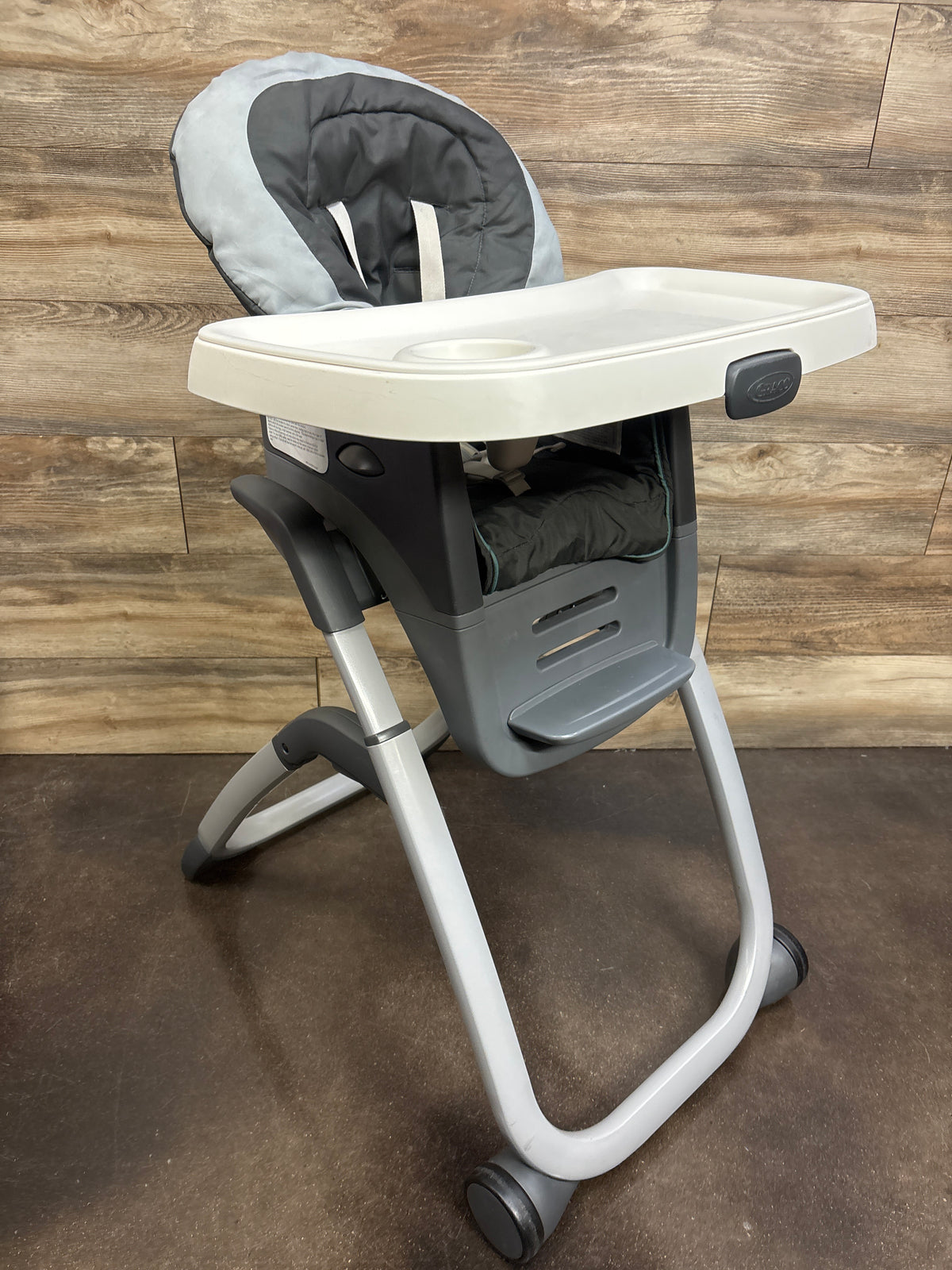 Graco DuoDiner DLX High Chair in Grey