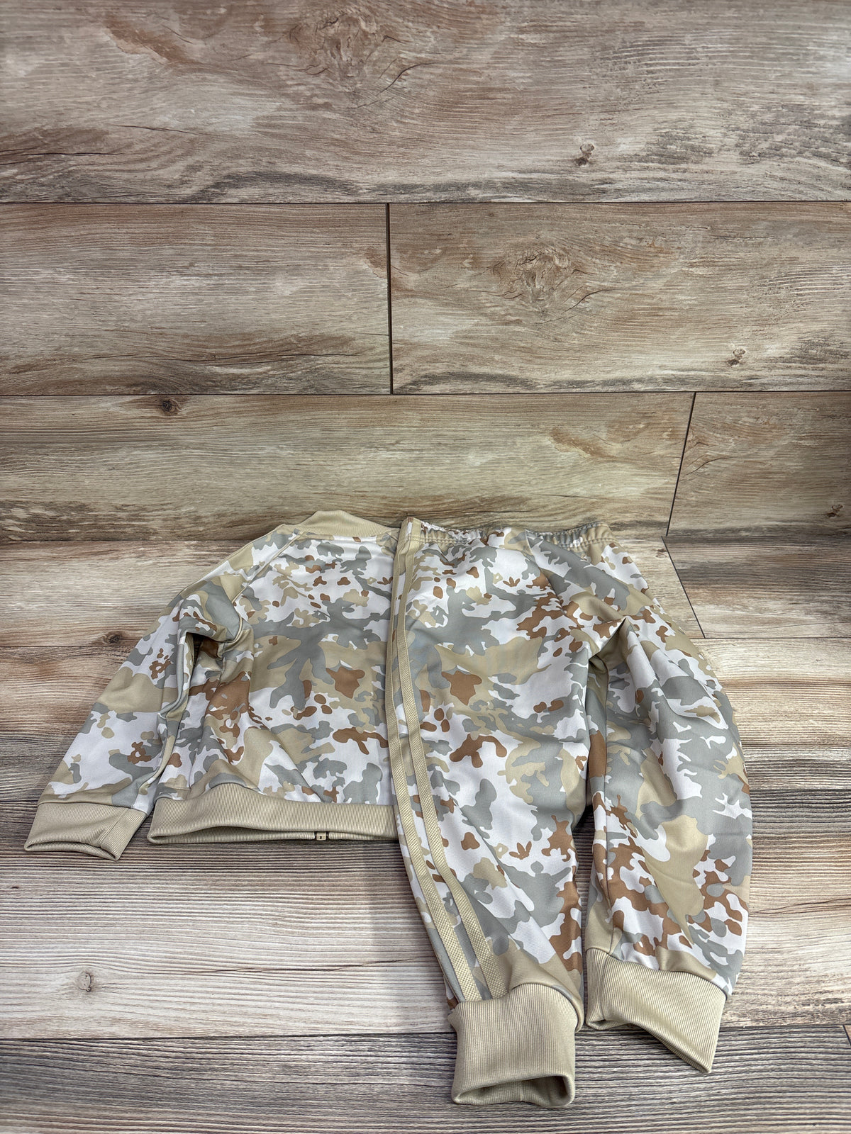Adidas 2pc Tracksuit Set Camo sz 5T