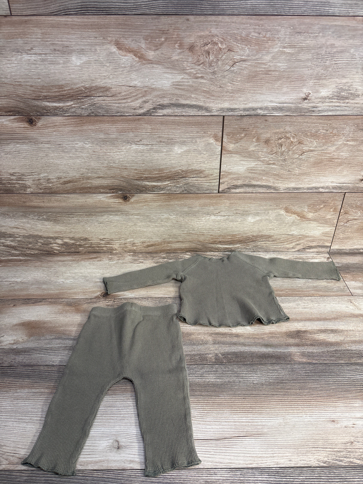 Mudpie Waffle Knit 2pc Long Sleeve Shirt & Pants Green sz 6-9m