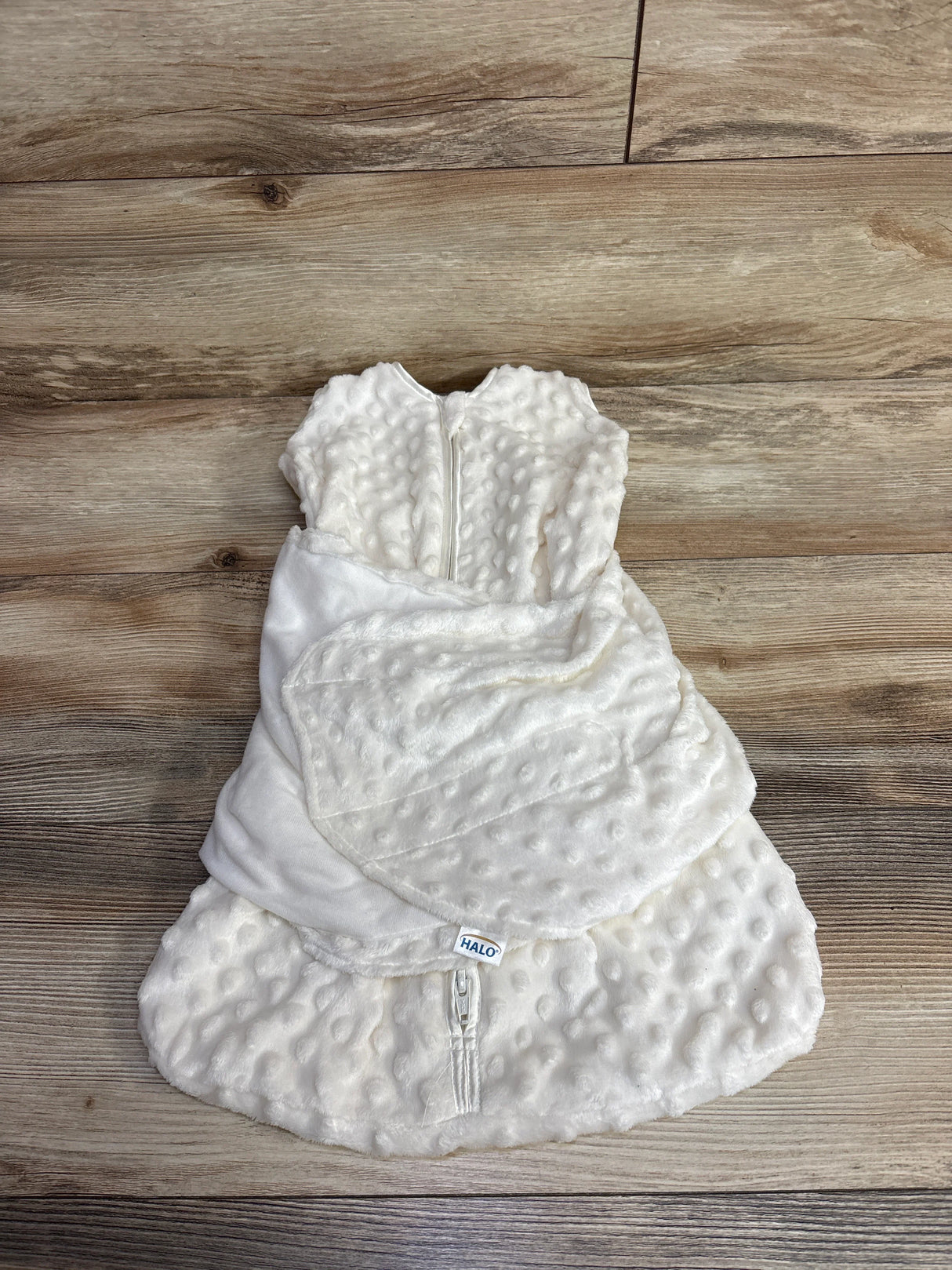 Halo SleepSack Swaddle Swiss Dot White sz Newborn