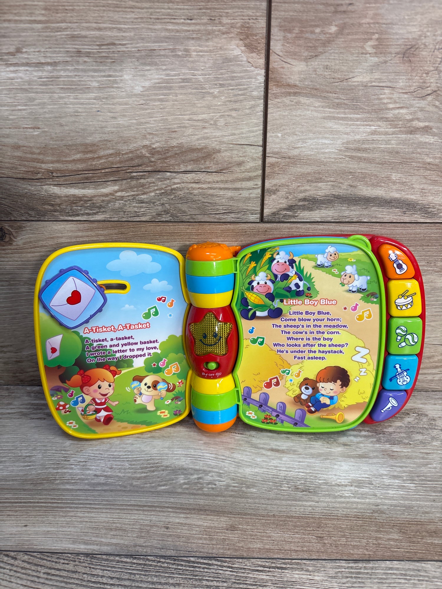 VTech Musical Rhymes Book, Red