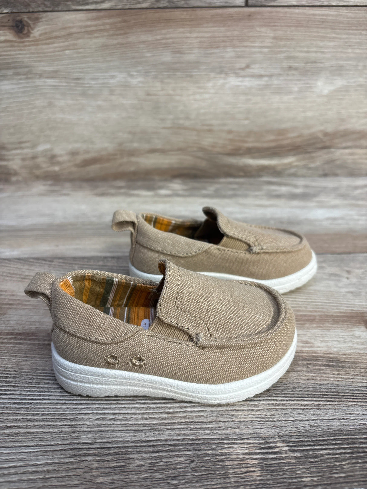 Wonder Nation Slip On Boat Sneakers Brown sz 4c - Me n Mommy To Be