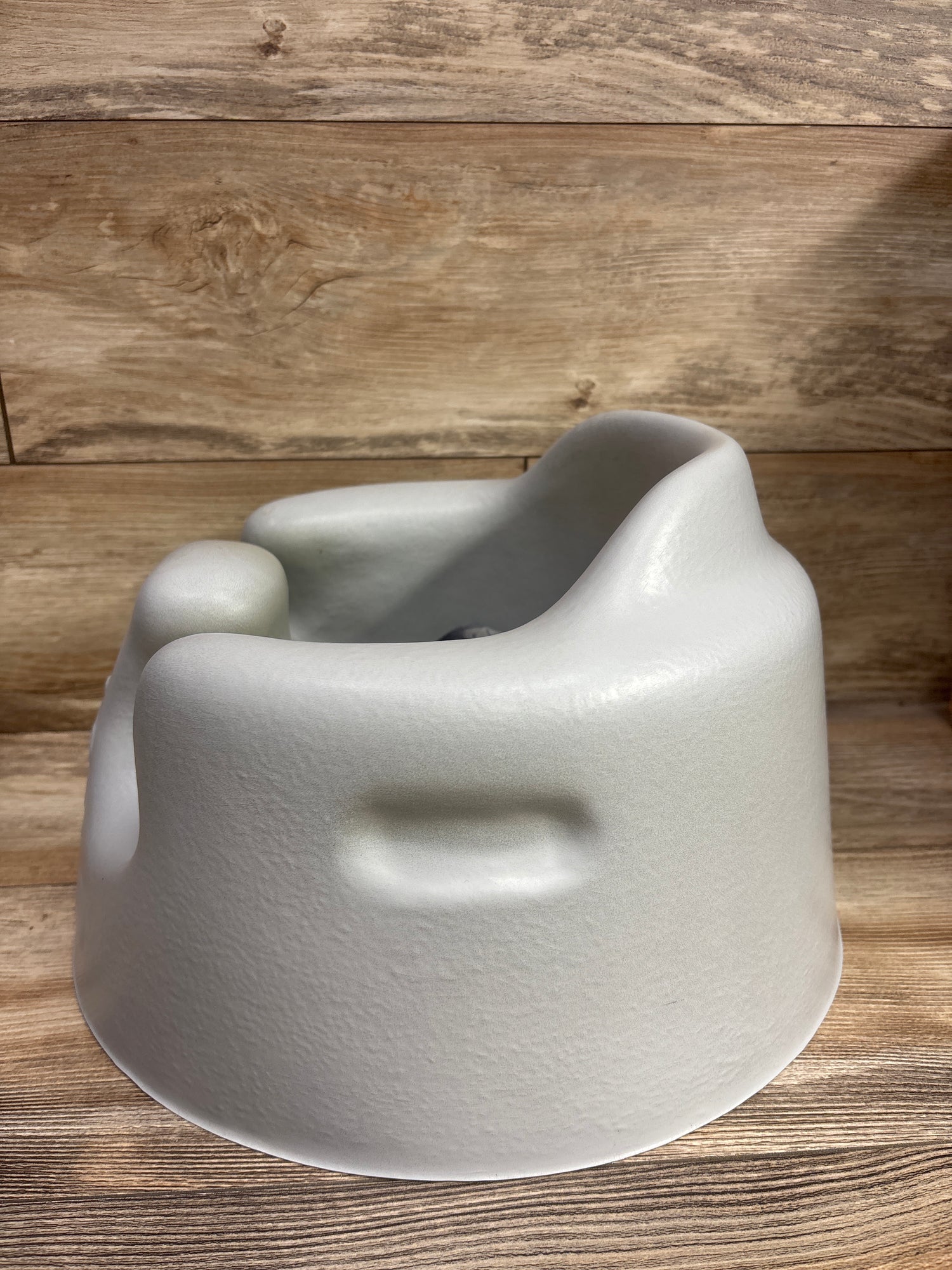 Bumbo Floor Seat in Grey