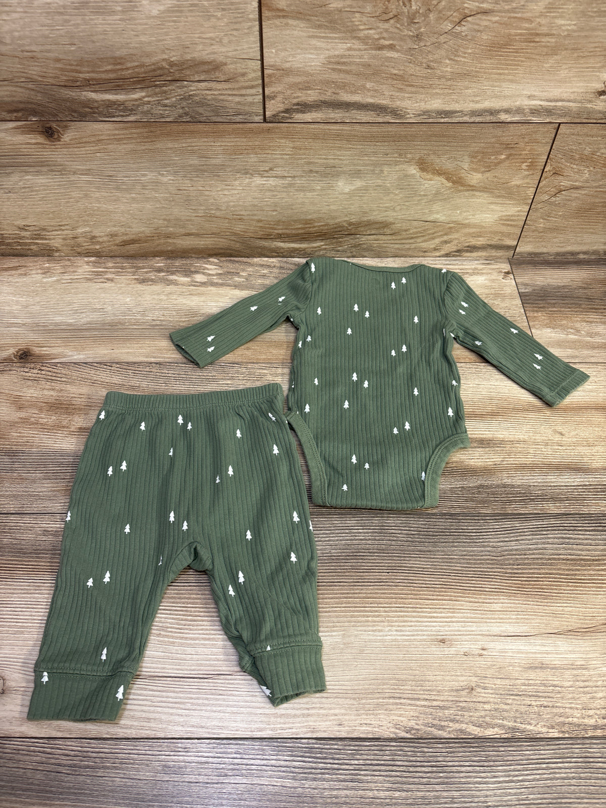 Cloud Island 2pc Ribbed Bodysuit & Pants Set Green sz 3/6m