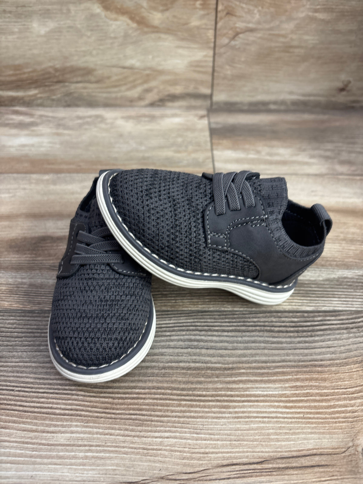 Cat & Jack Shane Knit Dress Shoes Grey sz 6c