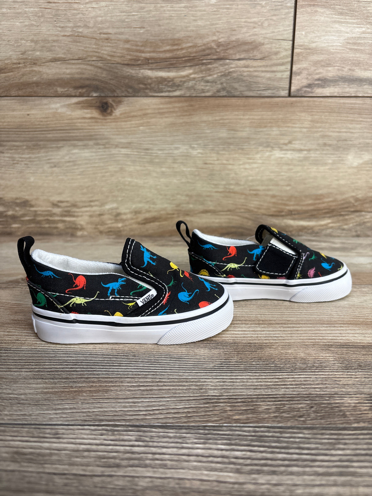 NEW Vans Slip-On V Dino Print, Black sz 5c