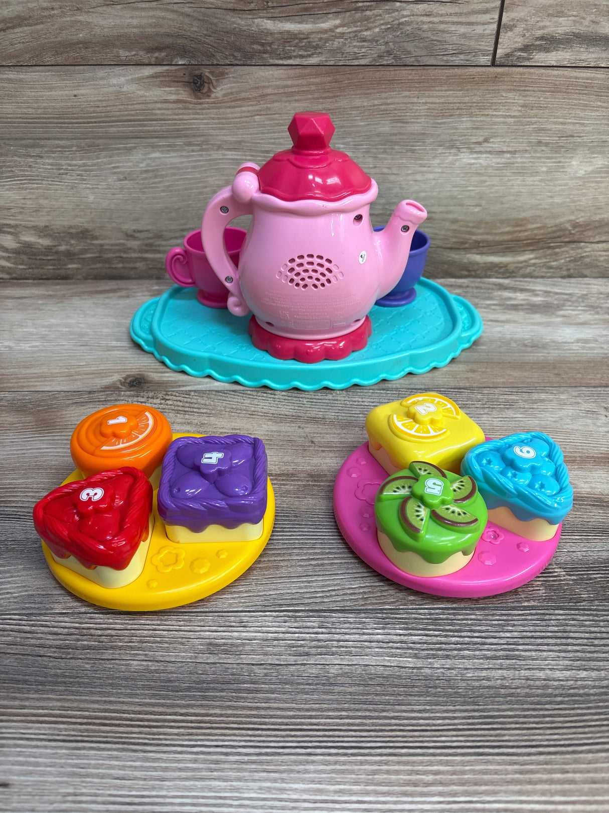 Leapfrog Rainbow Tea For Two Set*