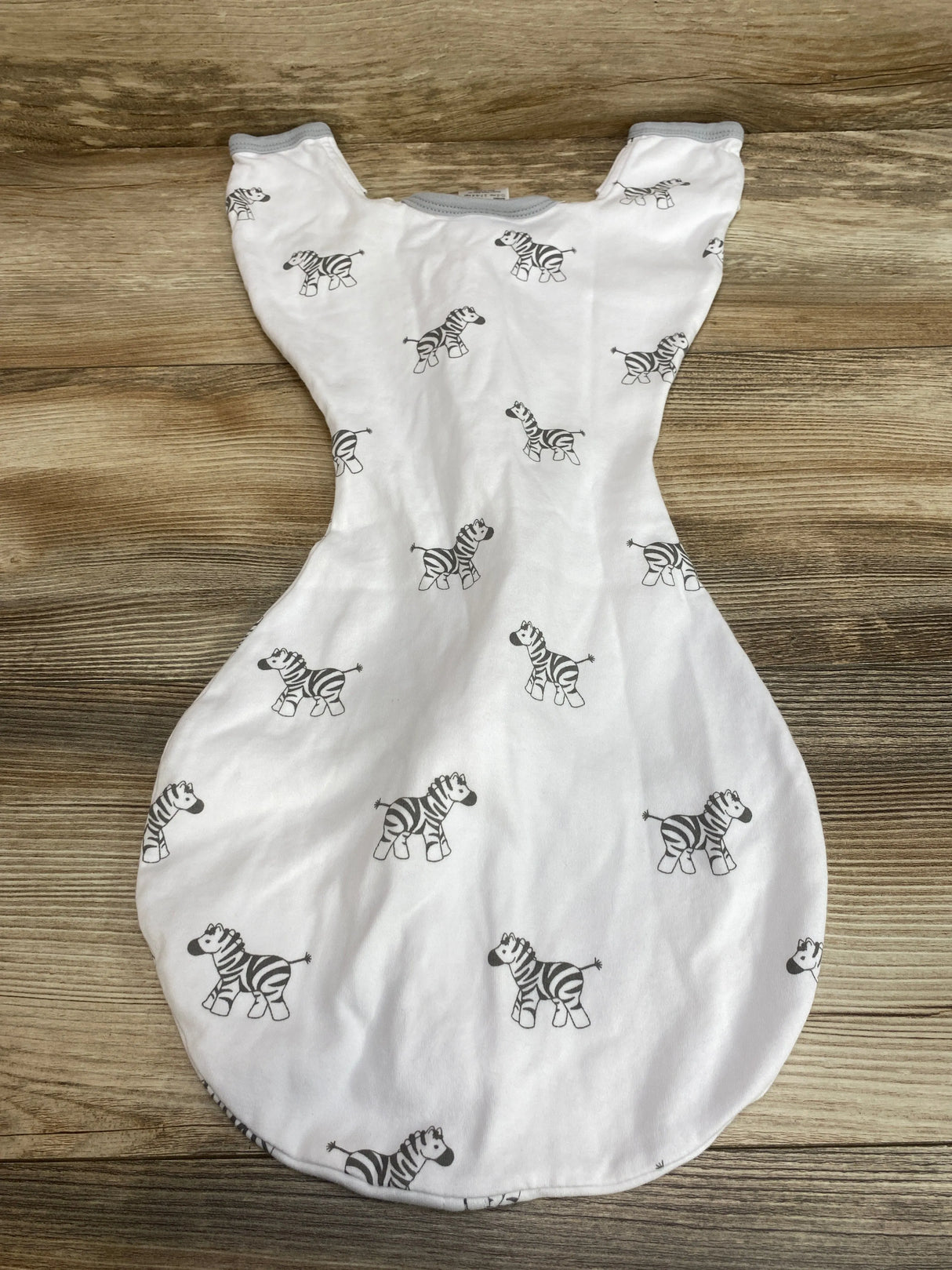 Amazing Baby Zebra Print Transitional Swaddle Sack White sz 0-3m