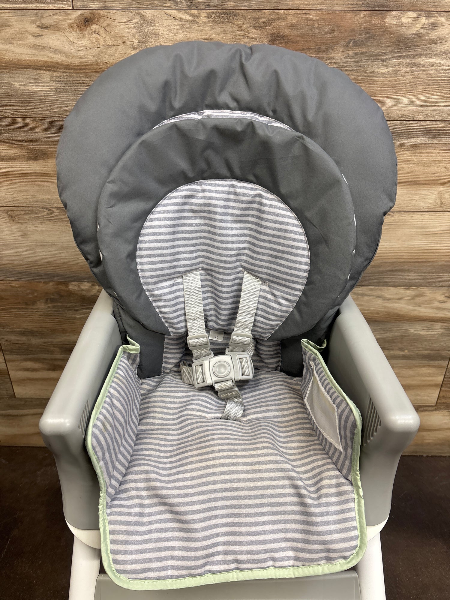 Graco Made2Grow 6-in-1 Highchair in Britton